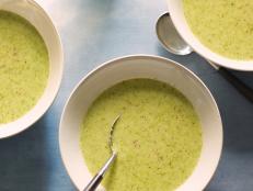 We achieved ultimate creaminess without the cream by adding a Yukon gold potato to this low-fat, heart-healthy soup. The nutritional yeast, with its satisfying nuttiness, does a great job standing in for cheese; look for it in health and specialty foods stores.