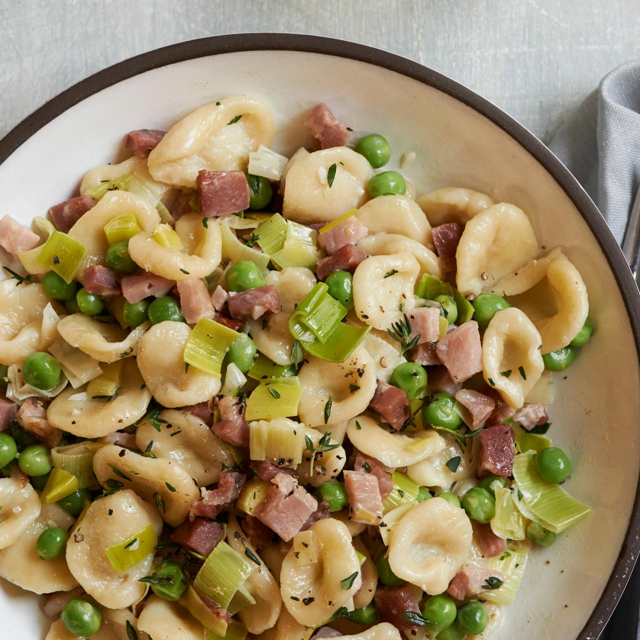 Air-Fryer Ham, Cheese, and Leek Bake Recipe