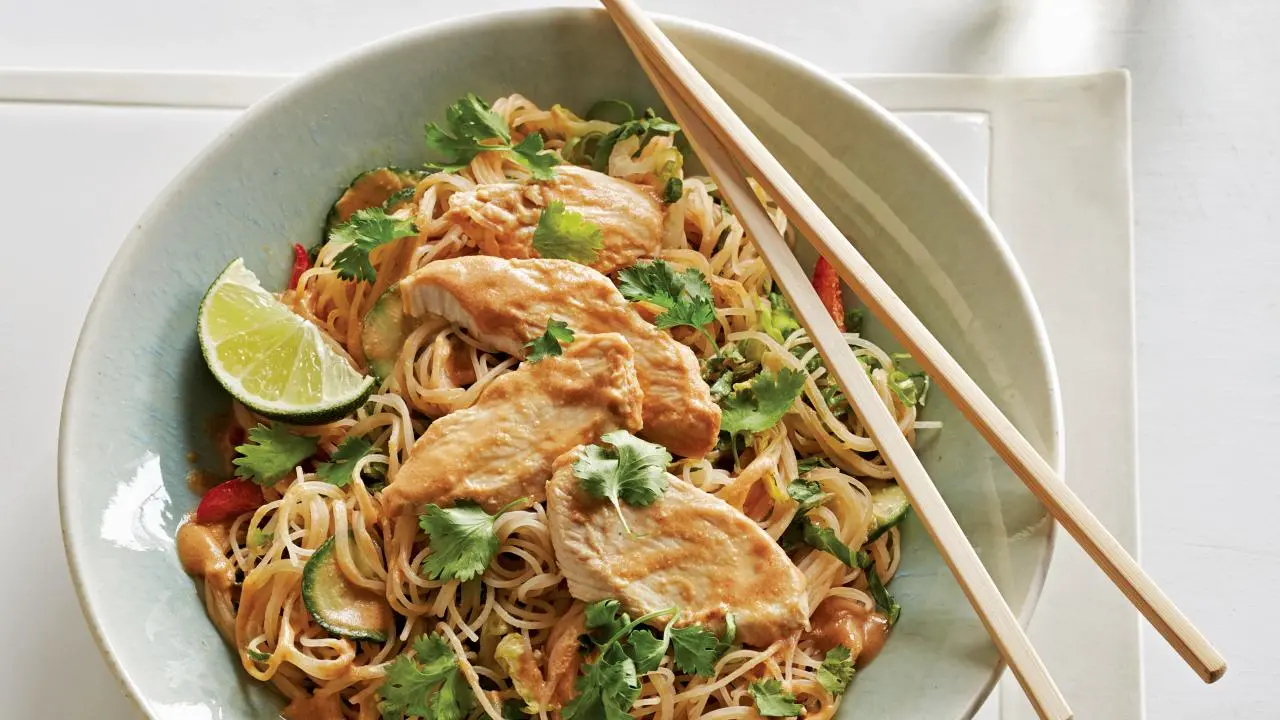 Peanut Chicken Noodle Salad