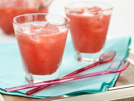 Peach and Strawberry Soda Recipe | Giada De Laurentiis | Food Network