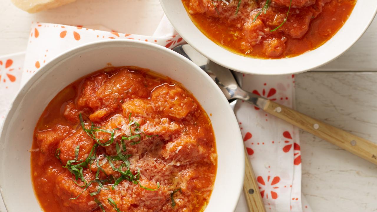 Tuscan Tomato Soup