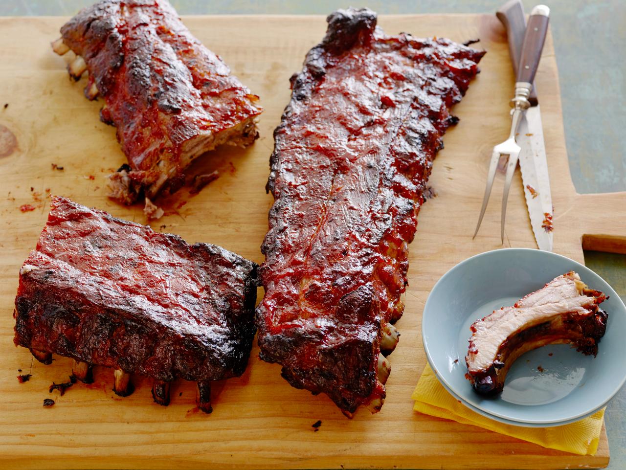 How to Smoke Meat : Food Network, BBQ Recipes: Barbecued Ribs, Chicken,  Pork and Fish : Food Network