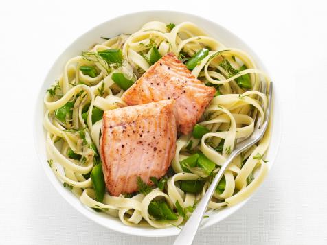 Fettuccine with Salmon and Snap Peas