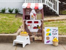 Setting up a lemonade stand is a creative way to keep little ones entertained during the dog days of summer, and provides a perfect way to educate them on the basics of cooking, team work, and handling money.