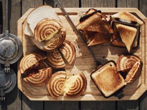 FN_Guy-on-Fire-Camping-Sandwiches_s4x3