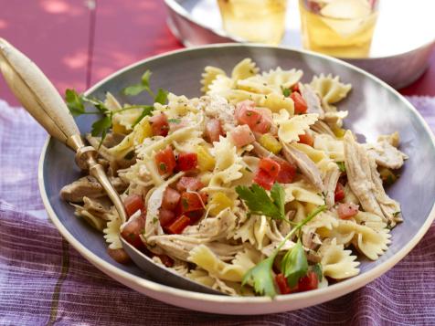 Bow Tie Pasta Salad with Chicken and Roasted Peppers