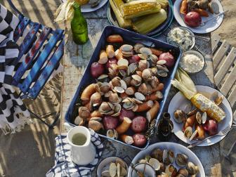 How to Set Up a Clambake