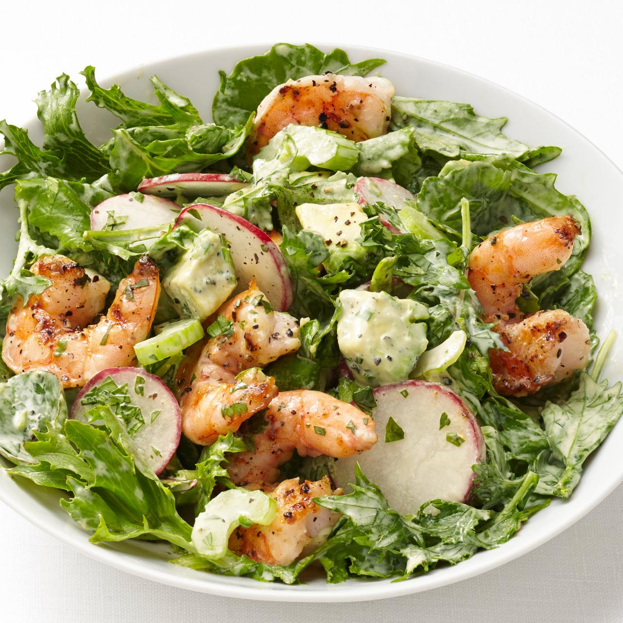 https://food.fnr.sndimg.com/content/dam/images/food/fullset/2014/6/11/1/FNM_070114-Shrimp-and-Avocado-Salad-Recipe_s4x3.jpg.rend.hgtvcom.1280.1280.suffix/1402600023128.jpeg