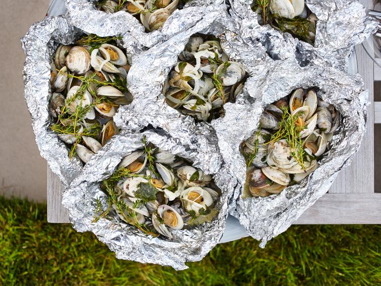 White WineSteamed Clams Recipe Marc Murphy Food Network