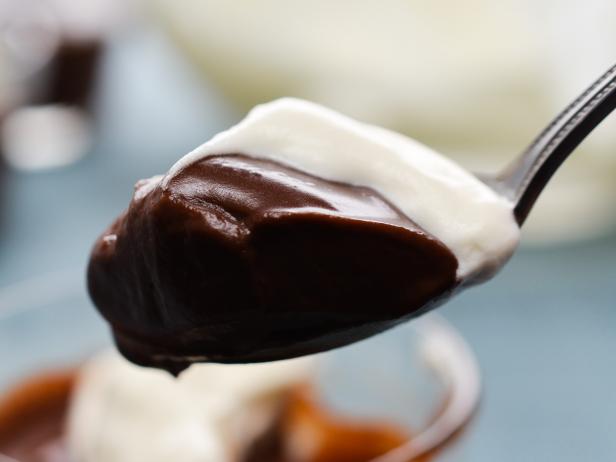 Smooth and Creamy Chocolate Pudding