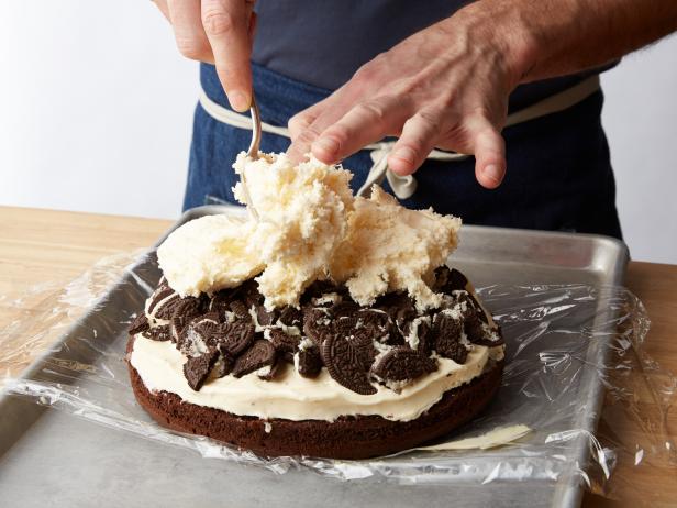 Heres How To Make A Showstopping Ice Cream Cake Fn Dish Behind The Scenes Food Trends And 0751