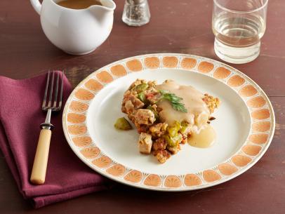 Sandra Lee's Turkey Hash with Country Gravy for Leftovers as seen on Semi-Homemade Cooking