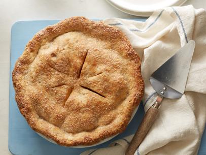 Food Network Kitchen's Vegan Apple Pie For Vegan and Vegetarian Thanksgiving as seen on Food Network