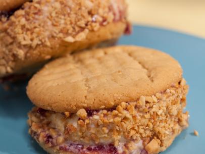 Sunny Anderson's Quick PB & J Ice Cream Cookies, as seen on Food Network's The Kitchen, Season 2.