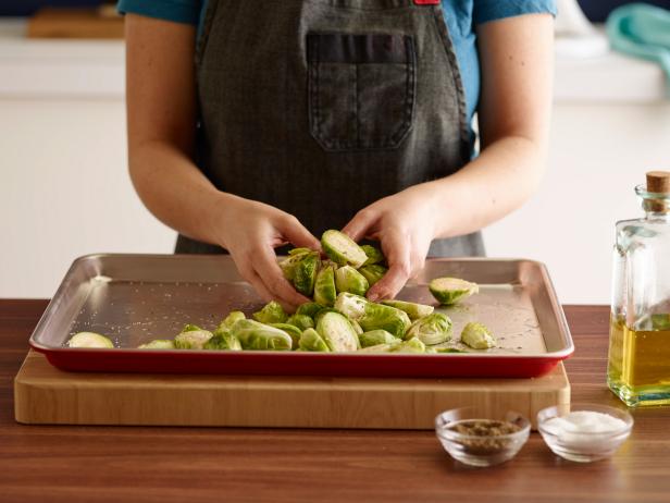 HOW TO ROAST BRUSSEL SPROUTSIna GartenFood Network KitchensBrussel Sprouts, Olive Oil, Salt, Black Pepper