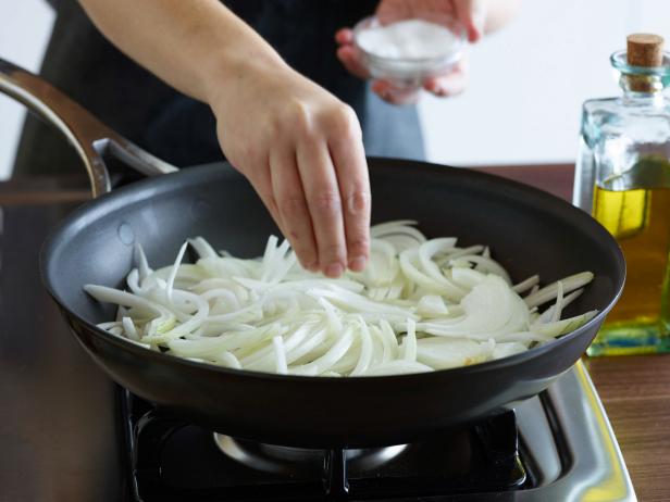 HOW TO CARAMELIZE ONIONSFood Network KitchensWalla Walla or Vidalia Onion, Olive Oil, Unsalted Butter, Salt