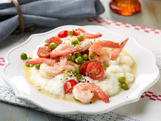20-Minute Shrimp and Grits with Peas and Butter Sauce