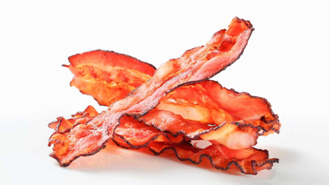 The Best & Worst Bacon Brands, According to a Dietitian