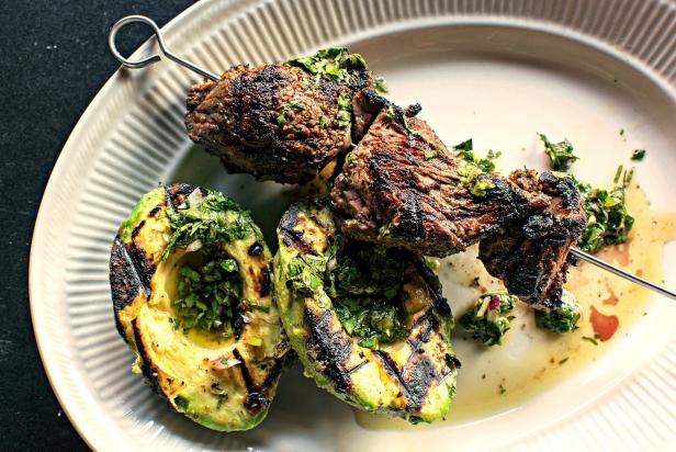grilled sirloin with avocado