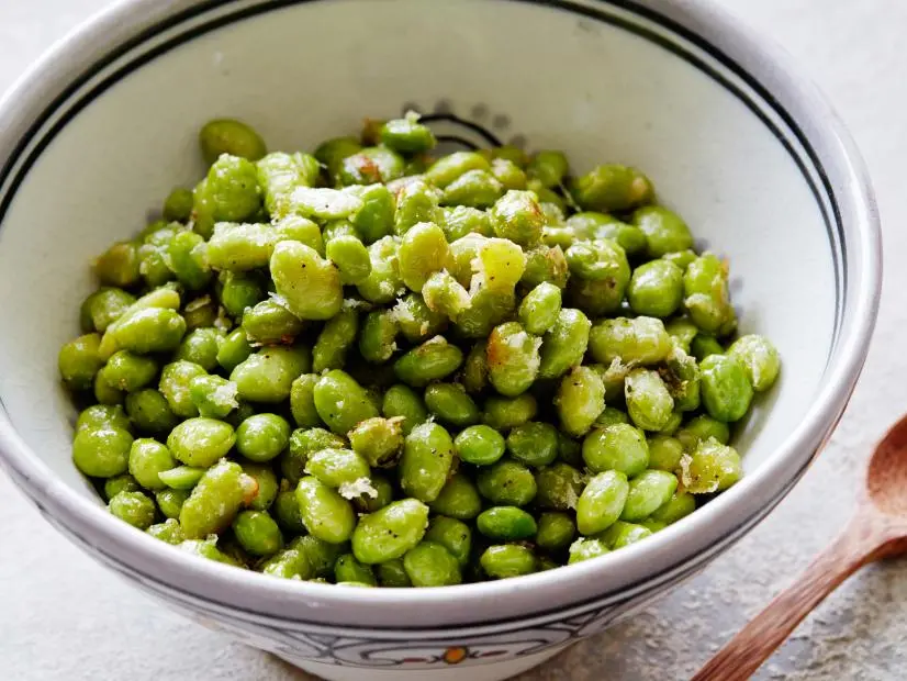 EDAMAME PARMESAN, Trisha Yearwood, Trishaâ  s Southern Kitchen/Slim Down Secrets,Food Network, Edamame, Olive Oil, Parmesan, Garlic Powder, Salt, Pepper