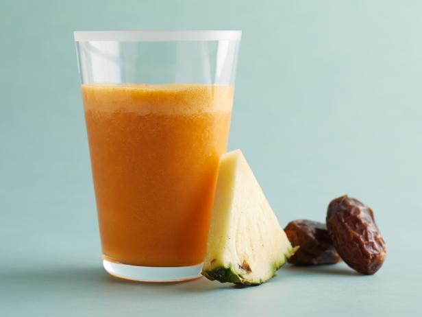 pineapple-carrot smoothie