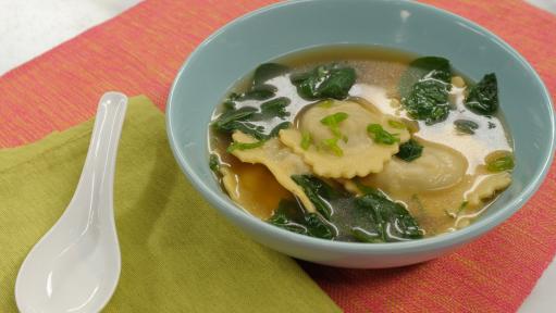 Wonton Soup with Spinach