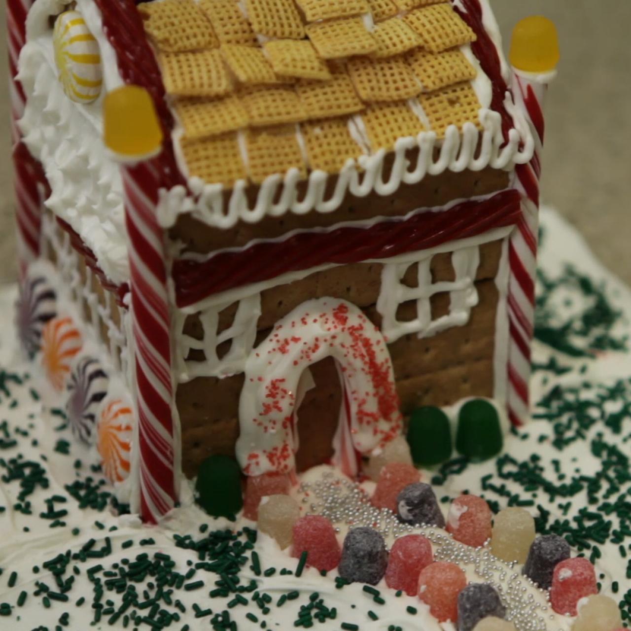 Best gingerbread house kits 2023