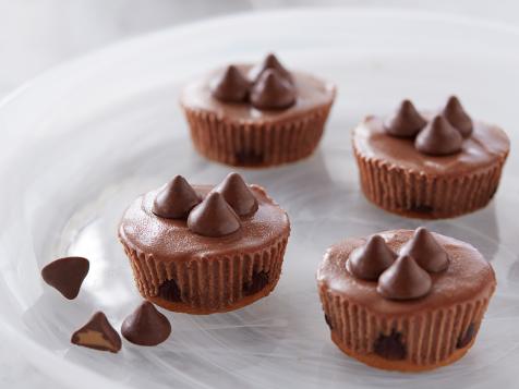 Mini Chocolate Cheesecakes with Peanut Butter Filled DelightFulls