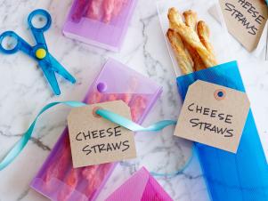 FNK_Kids-Can-Make-Cheese-Straws_s4x3