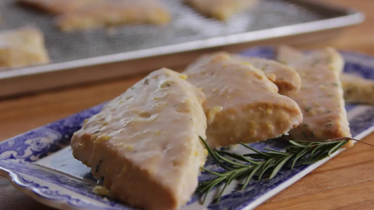 Ree's Lemon-Rosemary Scones
