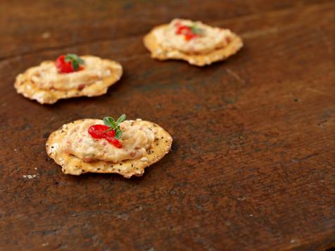 Gooey Roasted Red Pepper Dip