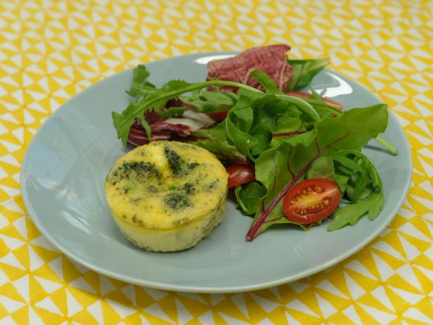 Broccoli and Goat Cheese Muffin Quiche image