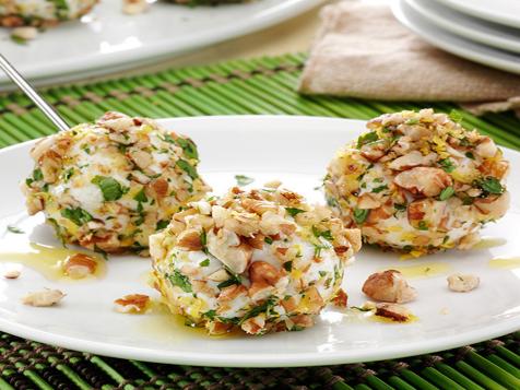 Quickie Goat Cheese and Pecan Bites