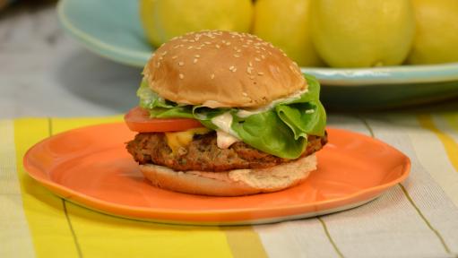 The Juiciest Turkey Burger Recipe - Super Healthy Kids