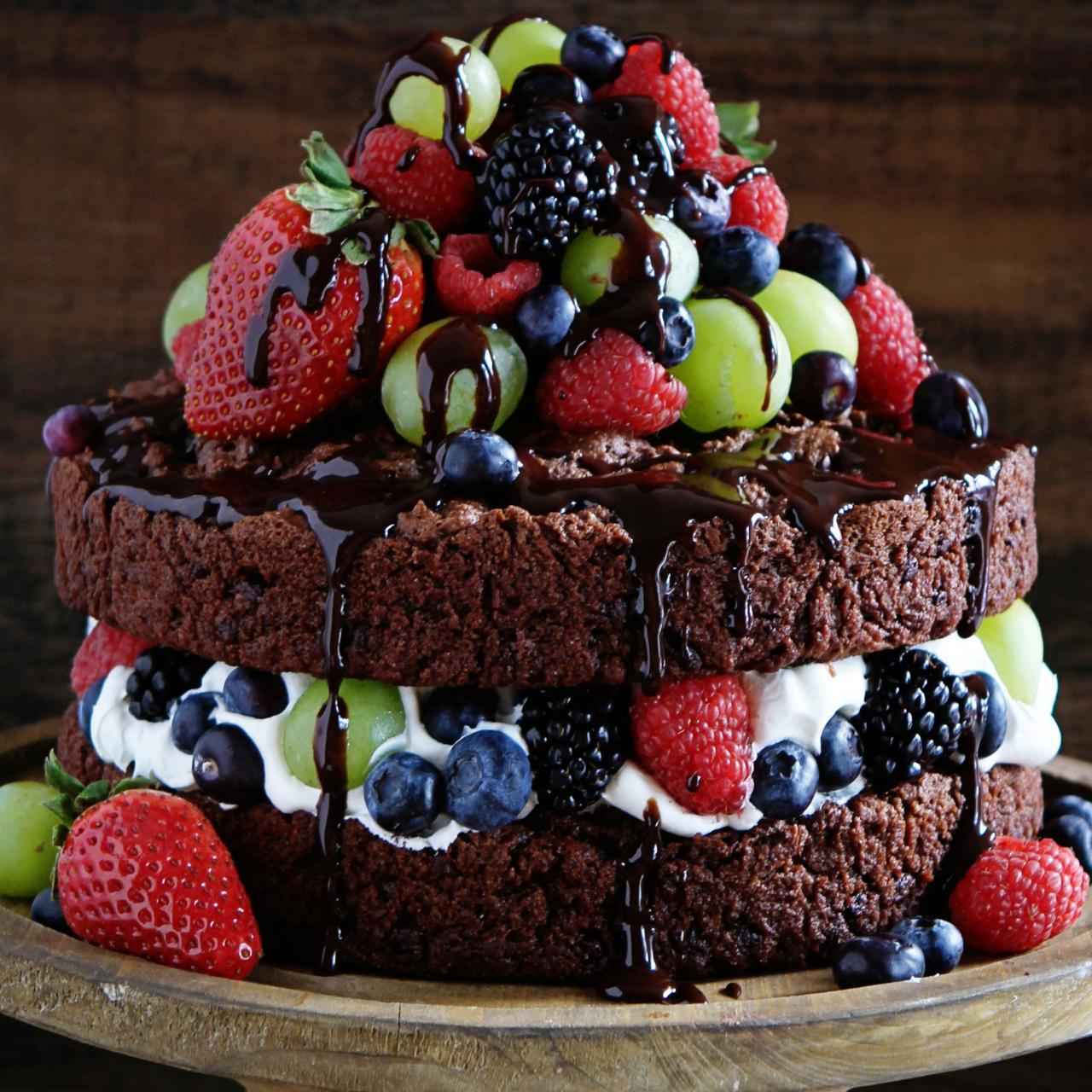 5 Off] Order 'Chocolate Truffle With Fruit Birthday Cake' Online | Urgent  Delivery Across London // Sugaholics™