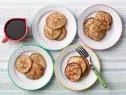 Chef Name: Food Network KitchenFull Recipe Name: 3-Ingredient Gluten-Free Banana PancakesTalent Recipe: FNK Recipe: Food Networks Kitchenâ  s 3-Ingredient Gluten-Free Banana Pancakes, as seen on Foodnetwork.comProject: Foodnetwork.com, WINTER RECIPES/COCKTAILS/FNK VIDEOSShow Name: Food Network / Cooking Channel: Food Network