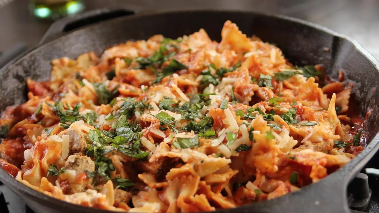Ree's Skillet Chicken Lasagna