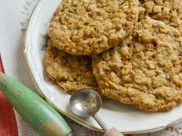 Oatmeal Molasses Cookies Recipe Damaris Phillips Food Network