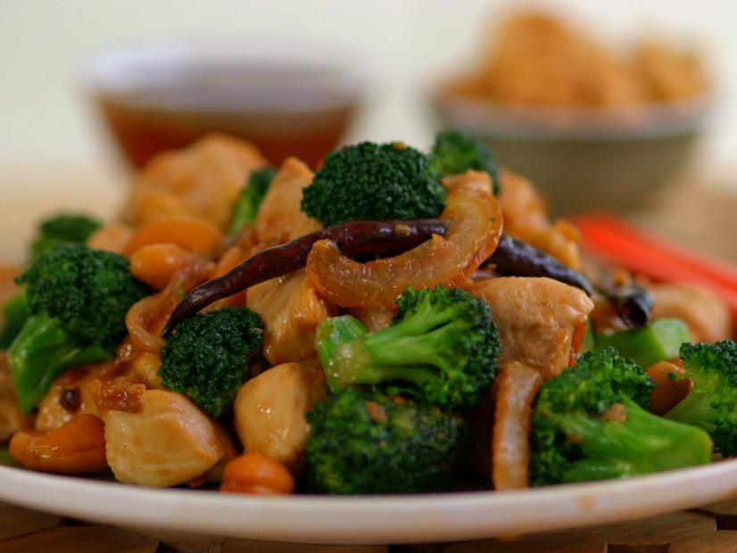 Paleo Chinese Chicken and Broccoli Recipe | Food Network