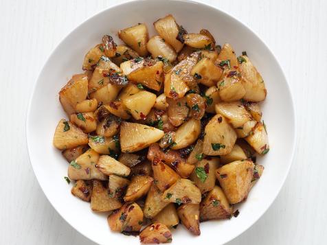 Glazed Turnips with Golden Raisins