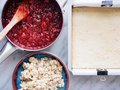 All-Edge Brownie Pan Is Here to Satisfy Crispy, Crunchy Cravings, FN Dish  - Behind-the-Scenes, Food Trends, and Best Recipes : Food Network