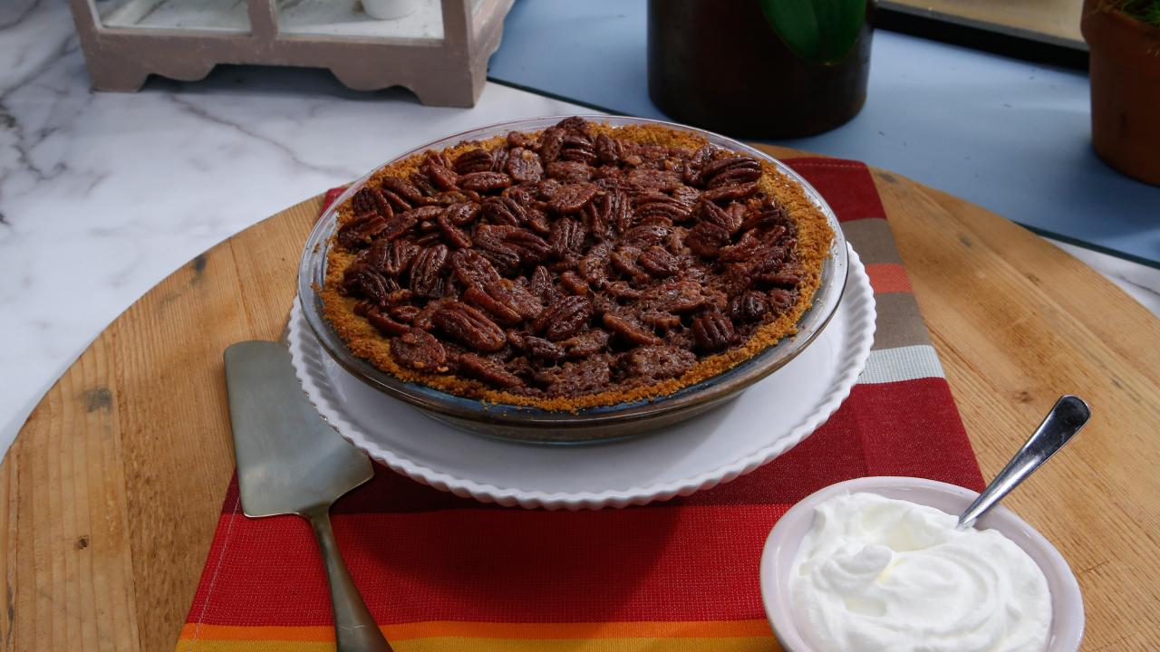 Mexican Chocolate Pecan Pie