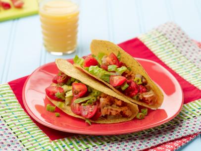Food Network Kitchen’s Crunchy Breakfast Tacos from Kids Can Make for KIDS CAN BAKE/KIDS CAN MAKE/EASTER, as seen on Food Network