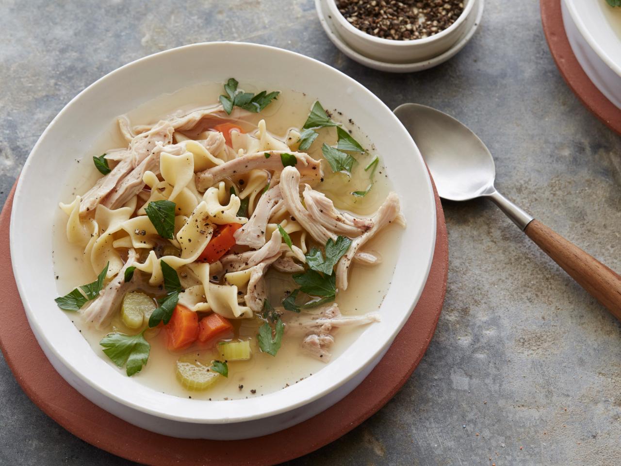 Crockpot Chicken Soup - Slow Cooker Chicken Noodle Soup