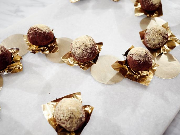 Chai Chocolate Truffles Recipe Giada De Laurentiis Food Network