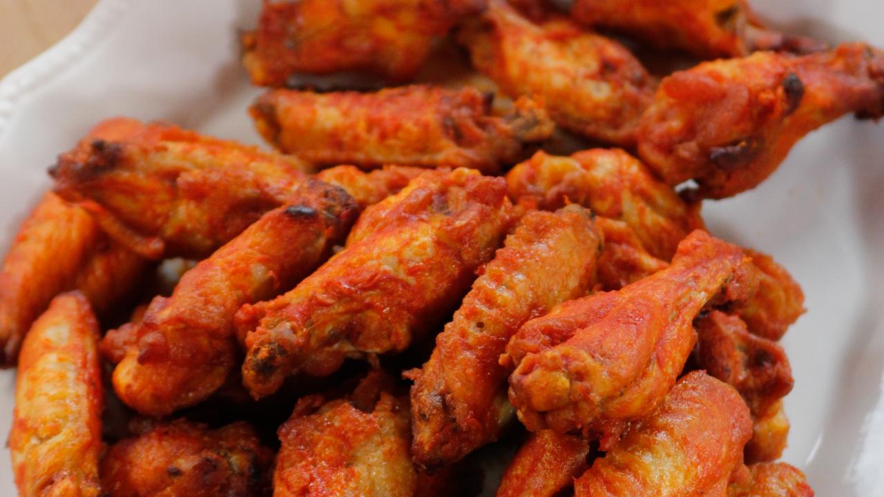 Kicked-Up Spicy Wings and Dip