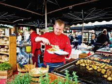 Man preparing take out food, Covent Garden Market, London