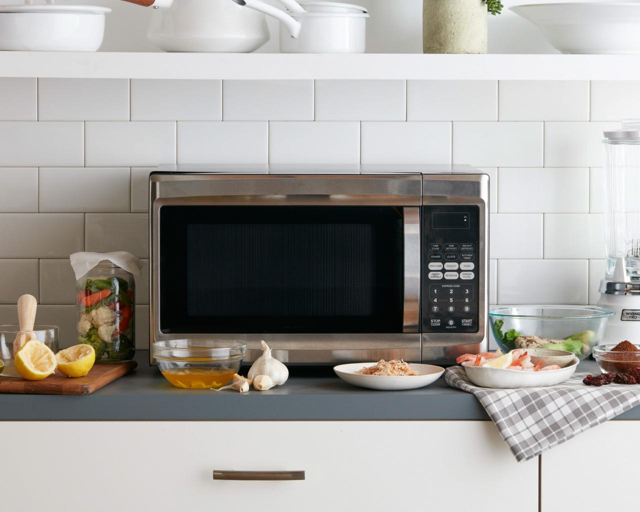 Microwave Cooking Tricks To Make Food Tastier