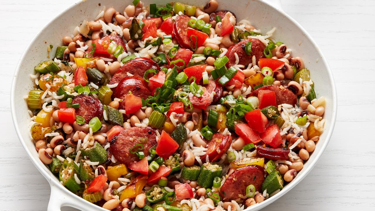 Slow Cooker Hoppin John with Sausage - The Weary Chef