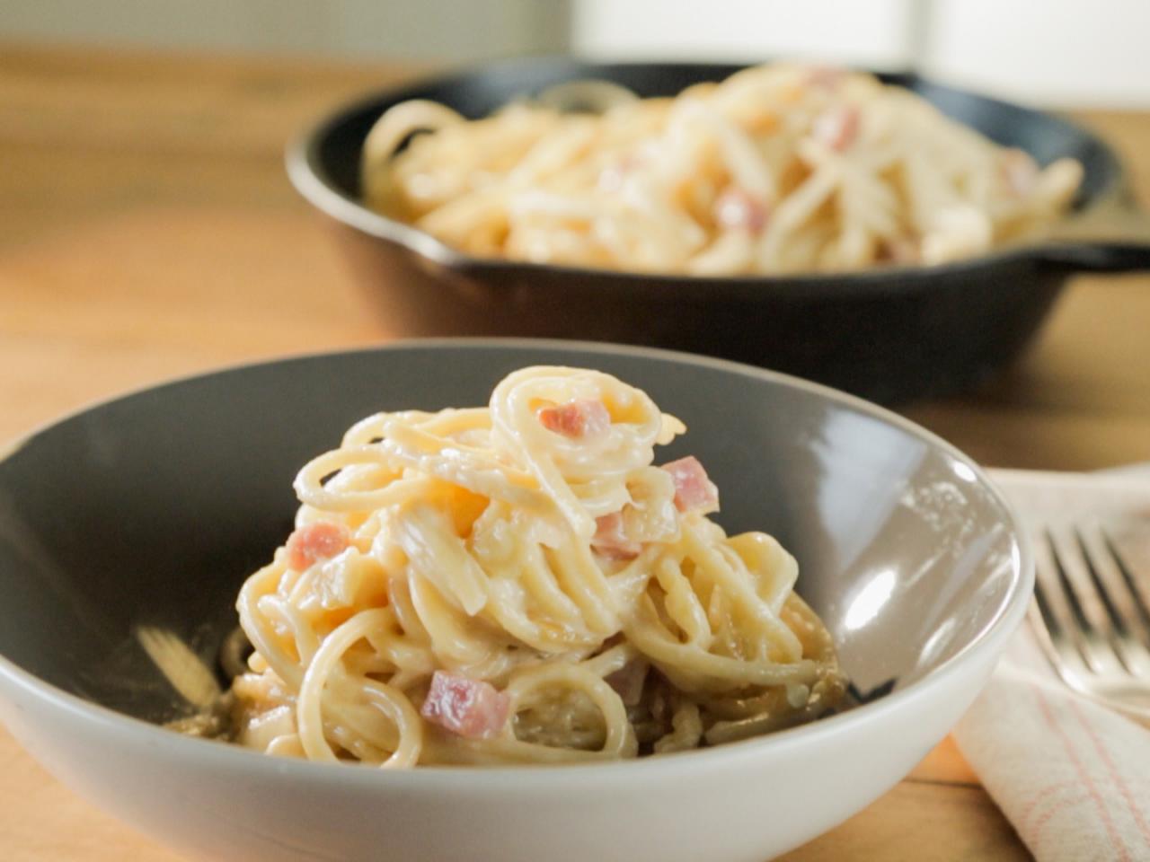 Ham carbonara shop